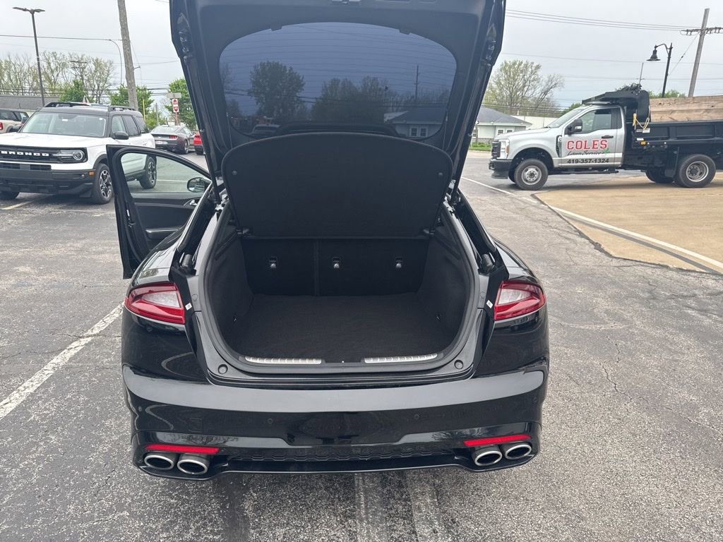 Used 2020 Kia Stinger GT1 AWD/4WD image 37
