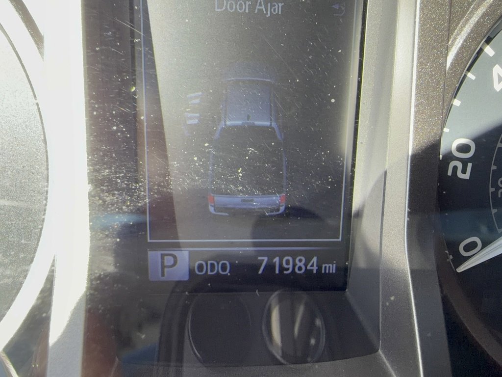 Used 2017 Toyota Tacoma SR5 image 17