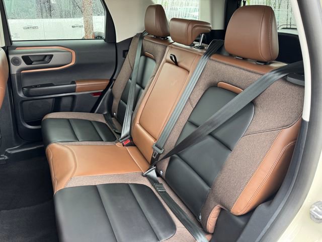 Certified 2025 Ford Bronco Sport Outer Banks w/ Outer Banks Tech Package+ AWD/4WD image 16