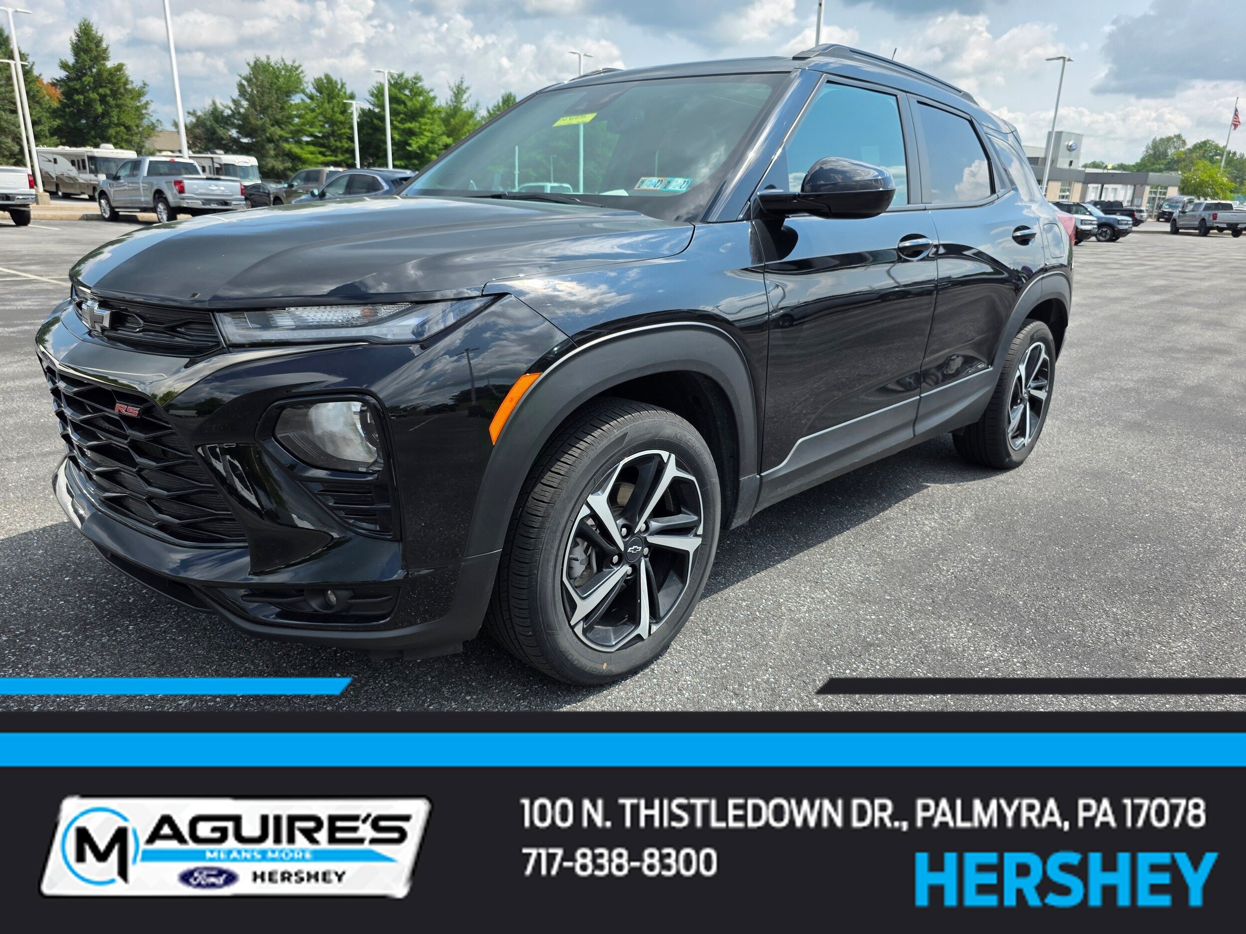 Used 2023 Chevrolet TrailBlazer RS w/ Sun and Liftgate Package AWD/4WD image 1