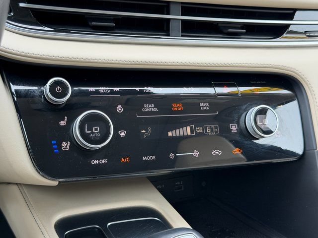 Used 2023 INFINITI QX60 Luxe w/ Performance Audio Package AWD/4WD image 21