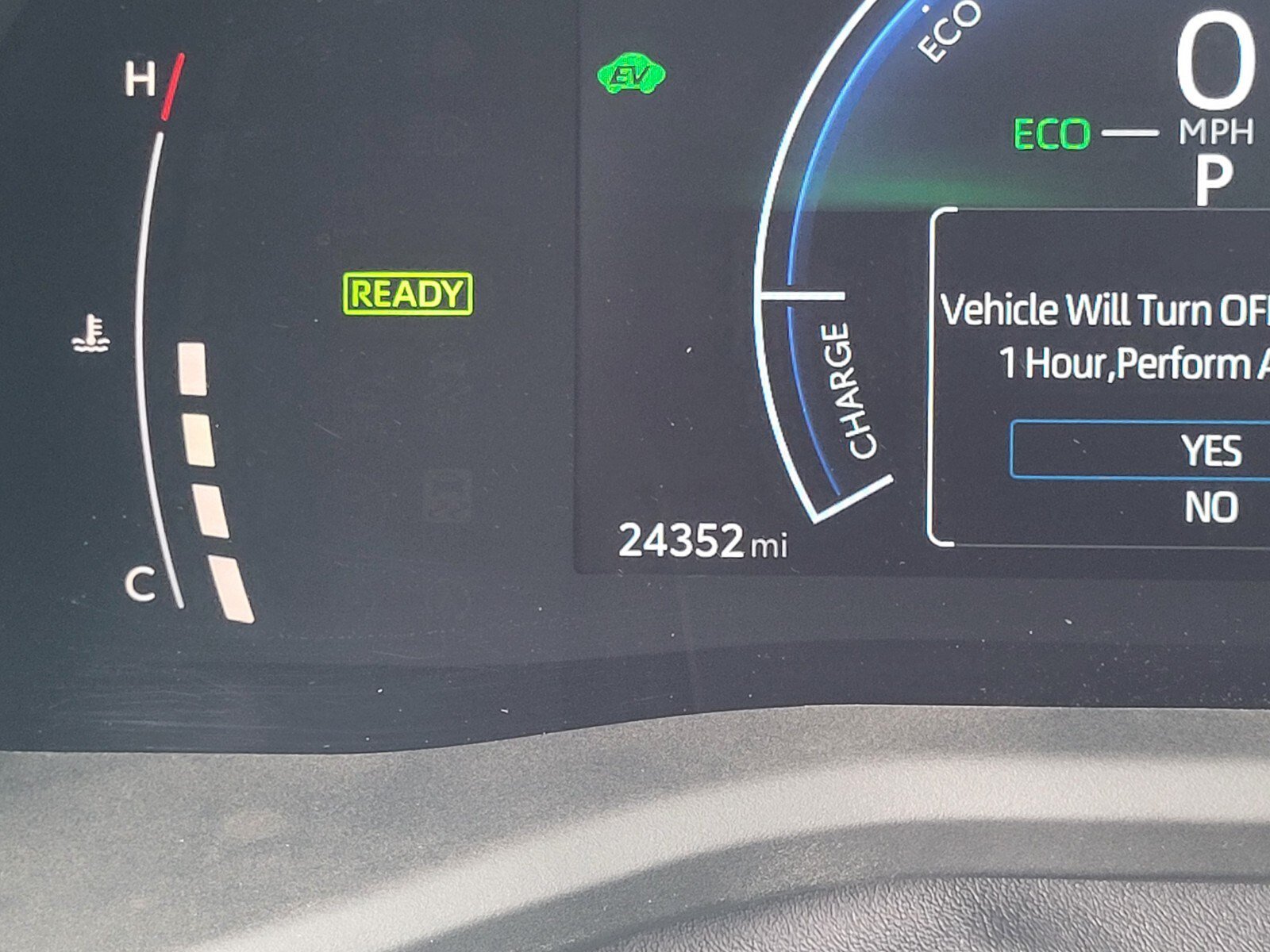 Used 2025 Toyota Camry SE FWD image 31