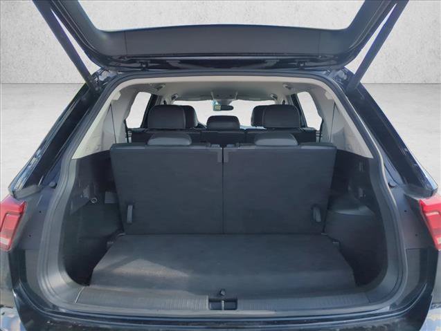 Used 2024 Volkswagen Tiguan SE FWD image 7