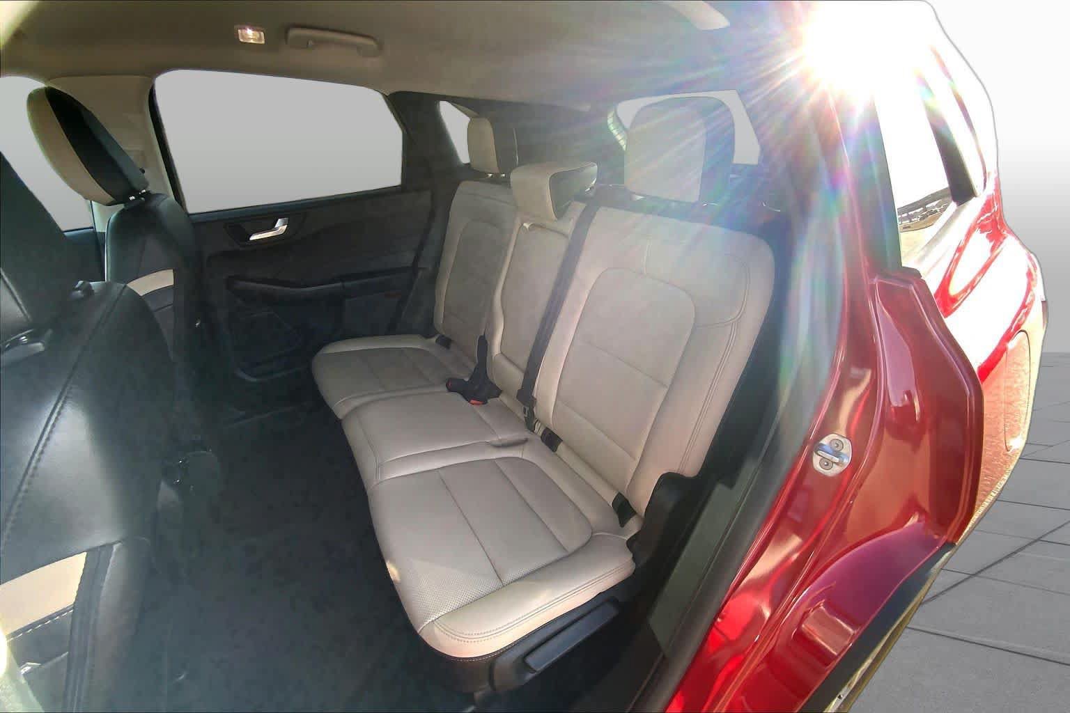 Certified 2022 Ford Escape SEL FWD image 21