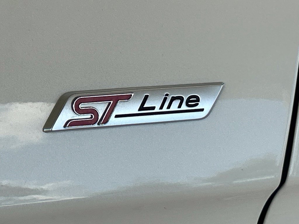 Certified 2021 Ford Edge ST-Line FWD image 18
