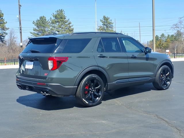 Certified 2024 Ford Explorer ST w/ Equipment Group 401A AWD/4WD image 4