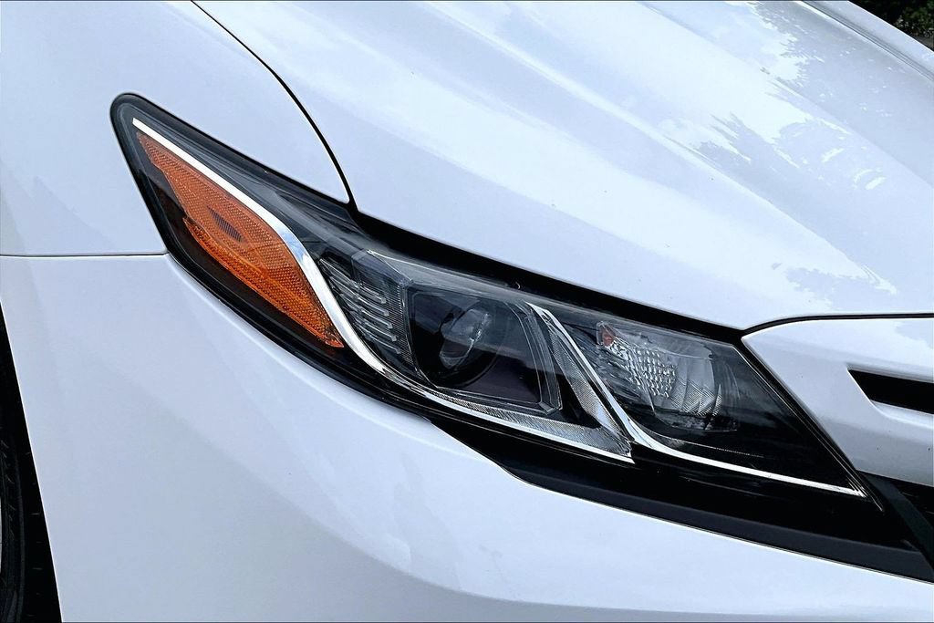 Used 2019 Toyota Camry SE FWD image 27
