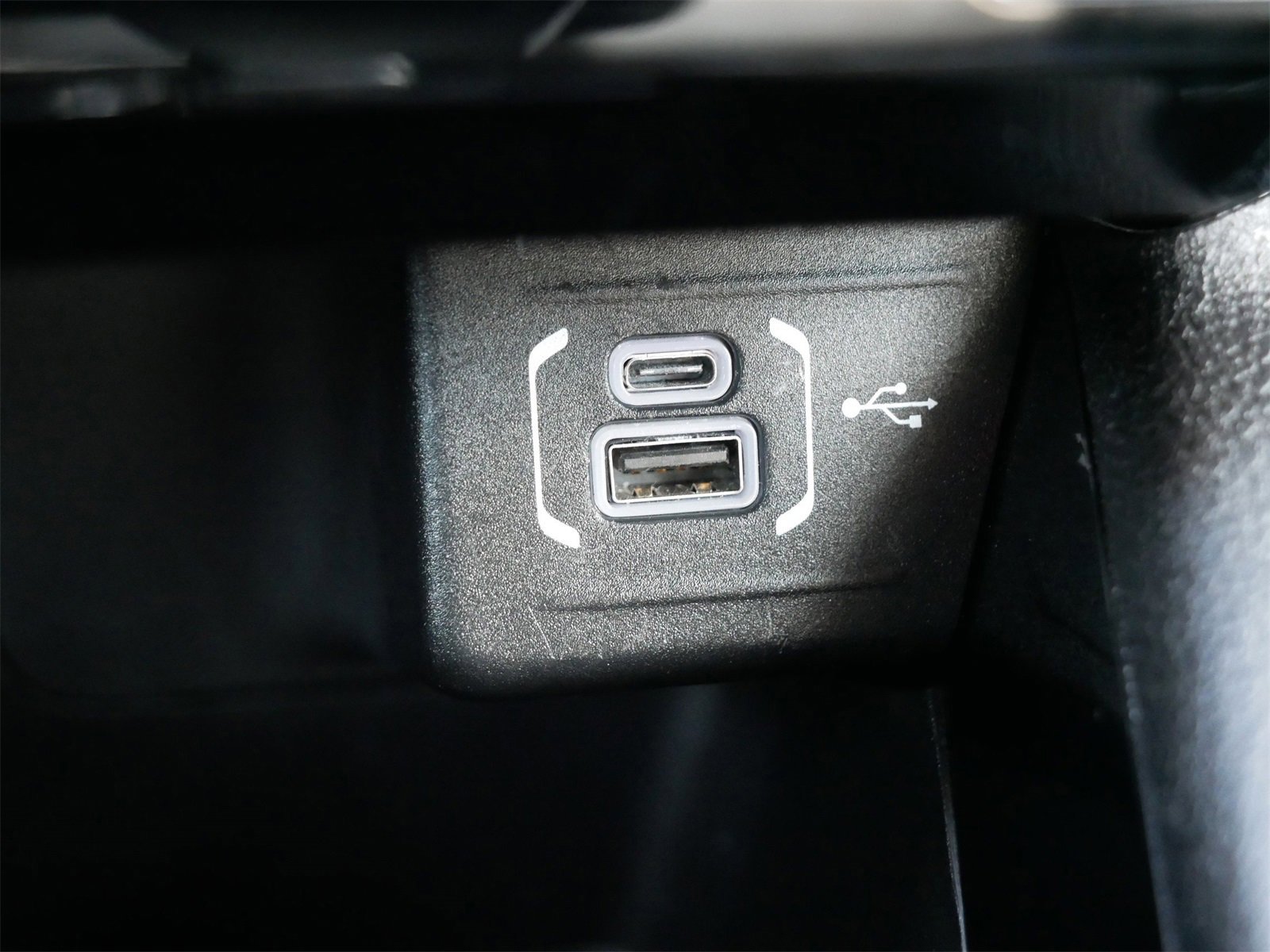 Used 2025 Jeep Compass Limited image 26