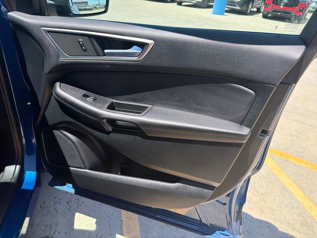 Certified 2023 Ford Edge SEL w/ Convenience Package AWD/4WD image 25