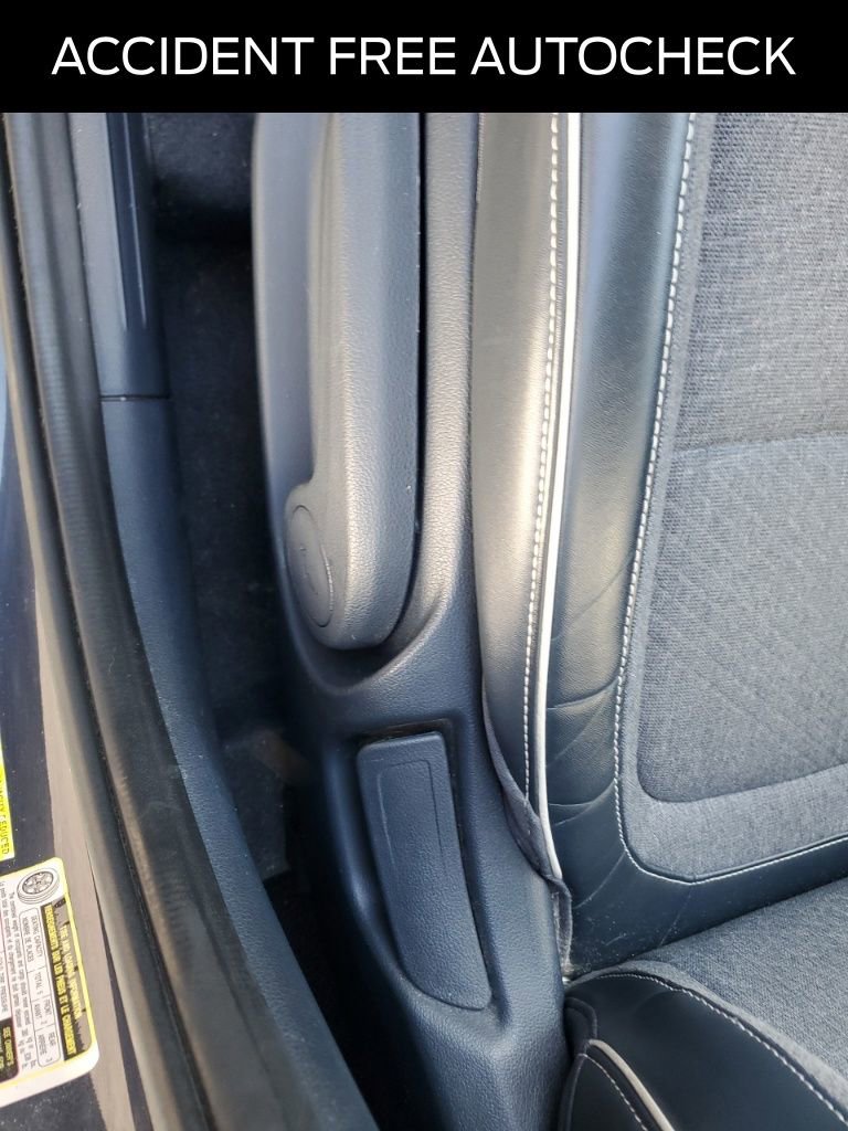 Used 2020 Hyundai Venue image 14