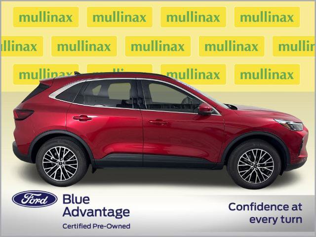 Certified 2025 Ford Escape SE w/ PHEV Premium Package FWD image 2
