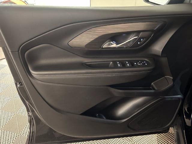 Used 2024 GMC Terrain SLE FWD image 15