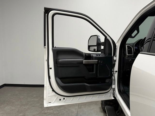 Certified 2022 Ford F350 Platinum AWD/4WD image 14