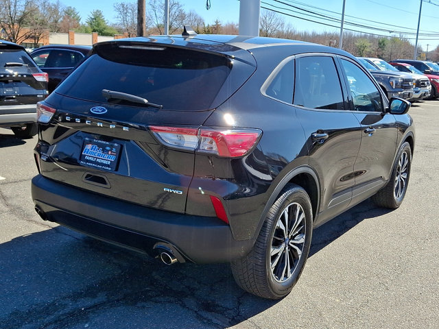 Certified 2021 Ford Escape SE w/ SE Sport Appearance Package image 4