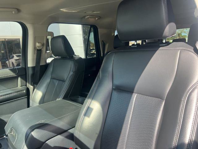 Certified 2023 Ford Expedition Max XLT image 10