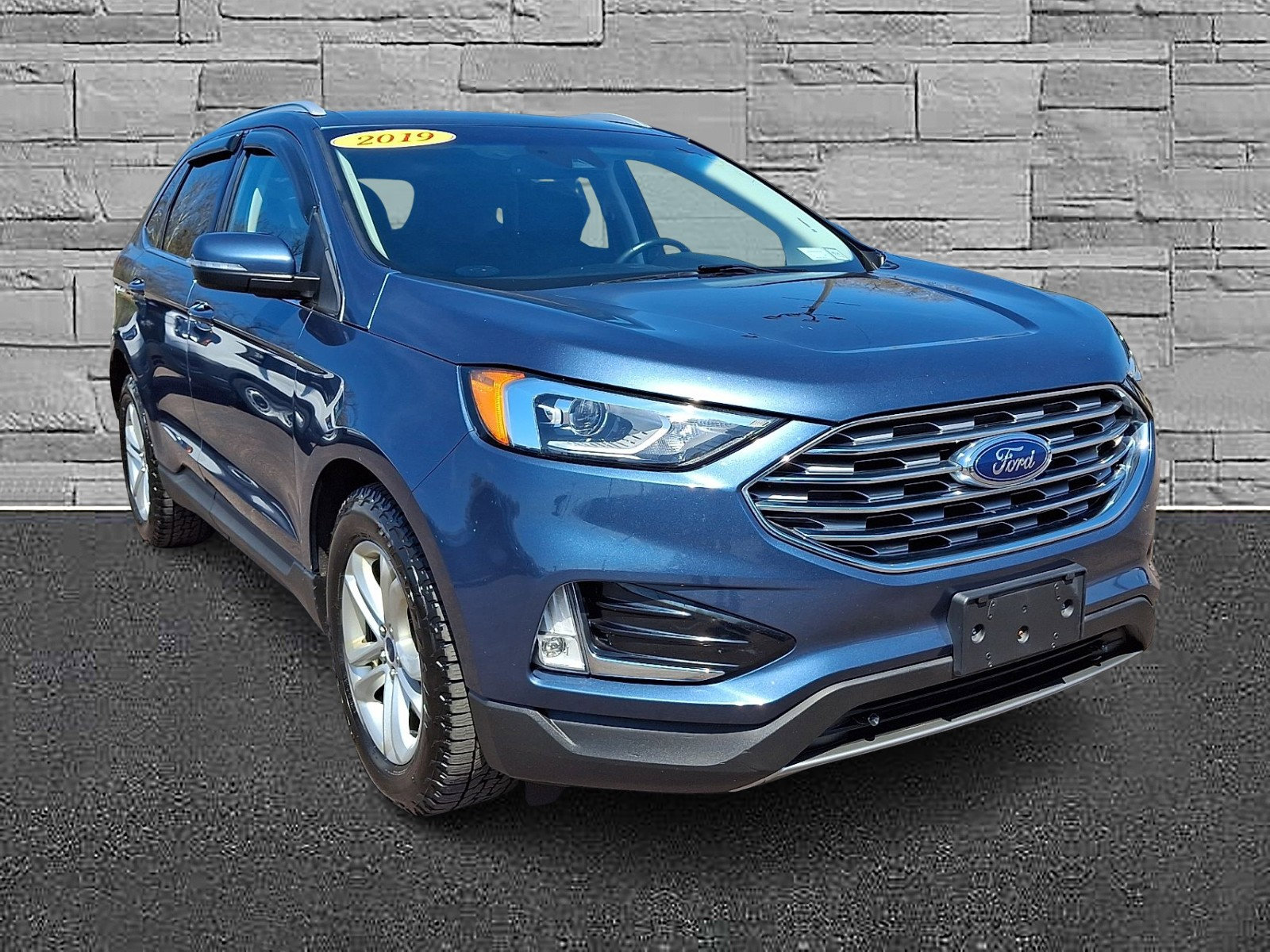 Certified 2019 Ford Edge SEL image 2