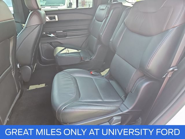Certified 2023 Ford Explorer Platinum w/ Technology Package AWD/4WD image 14