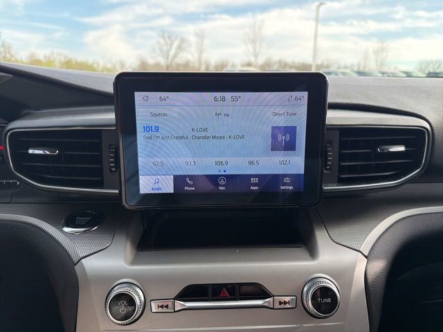 Certified 2022 Ford Explorer XLT w/ Equipment Group 202A image 32