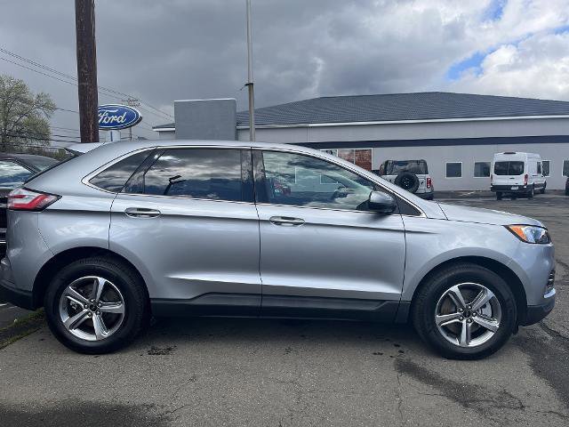 Certified 2024 Ford Edge SEL w/ Convenience Package AWD/4WD image 3