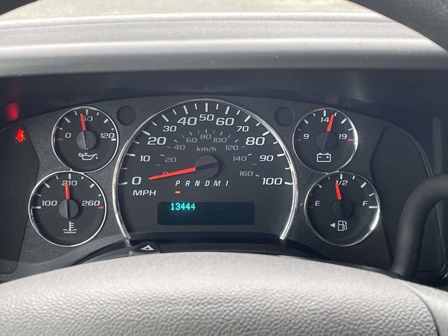 Used 2025 Chevrolet Express 2500 w/ Driver Convenience Package RWD image 18