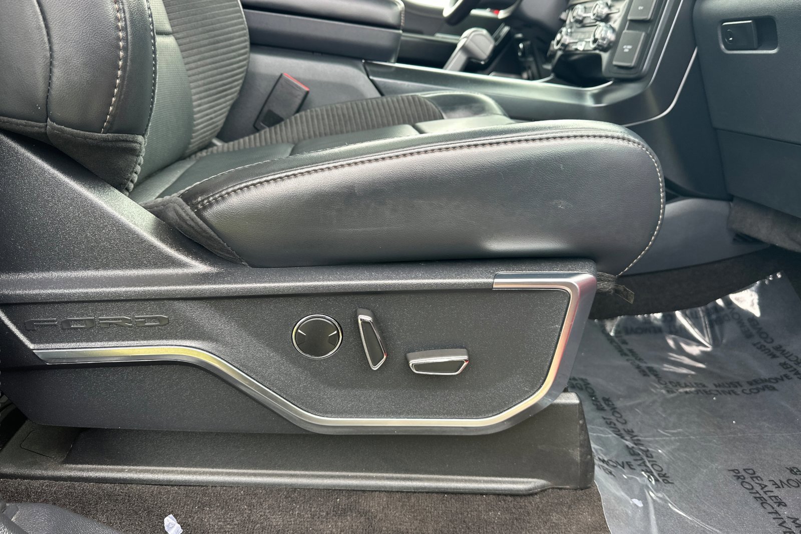 Certified 2022 Ford F150 Raptor w/ Equipment Group 801A High image 22