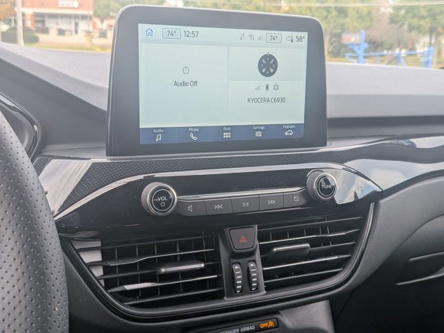 Certified 2025 Ford Escape ST-Line image 17