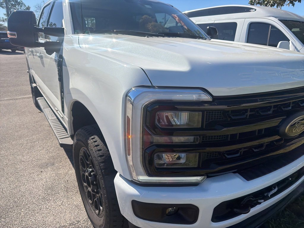 Certified 2024 Ford F250 Lariat w/ Black Appearance Package image 3