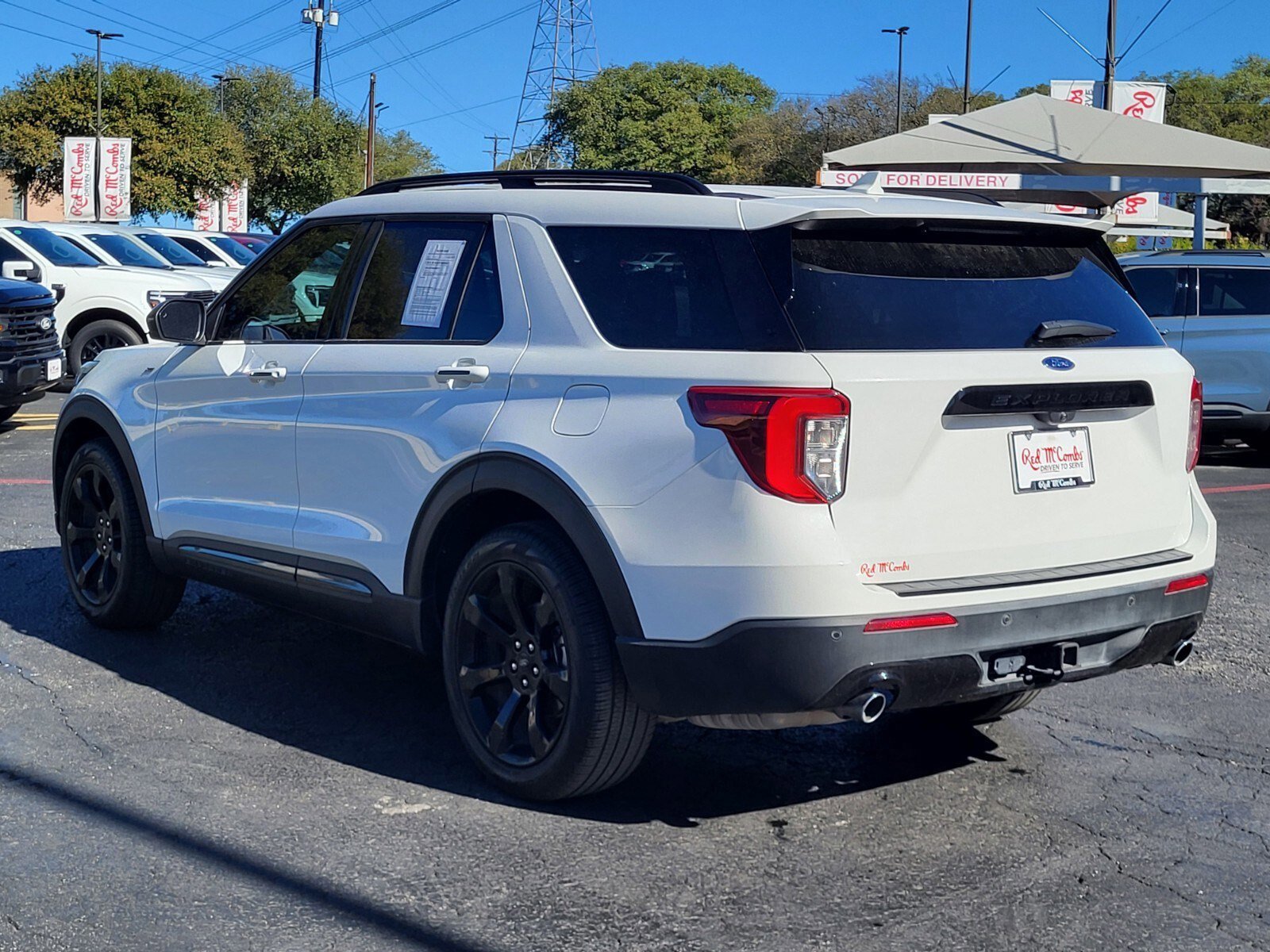 Certified 2023 Ford Explorer ST-Line w/ Class IV Trailer Tow Package image 5