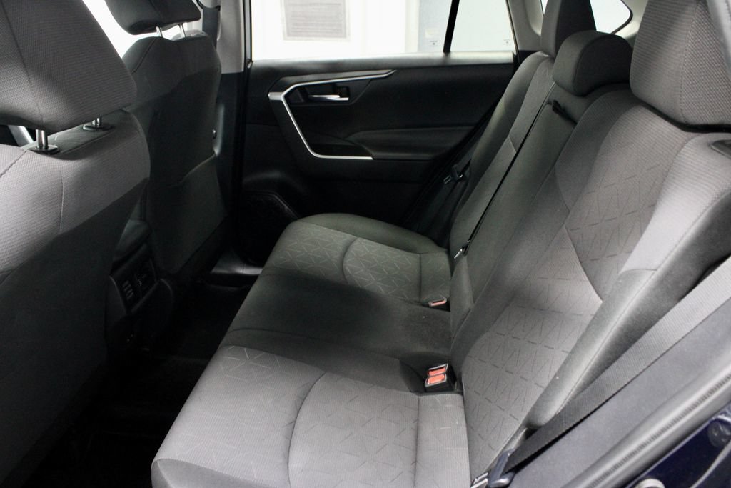 Used 2024 Toyota RAV4 XLE AWD/4WD image 22