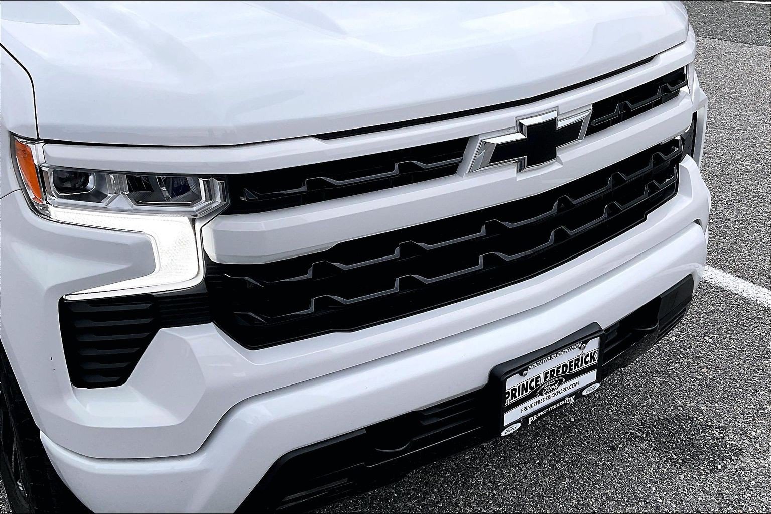 Used 2024 Chevrolet Silverado 1500 RST w/ Z71 Off-Road Package AWD/4WD image 30
