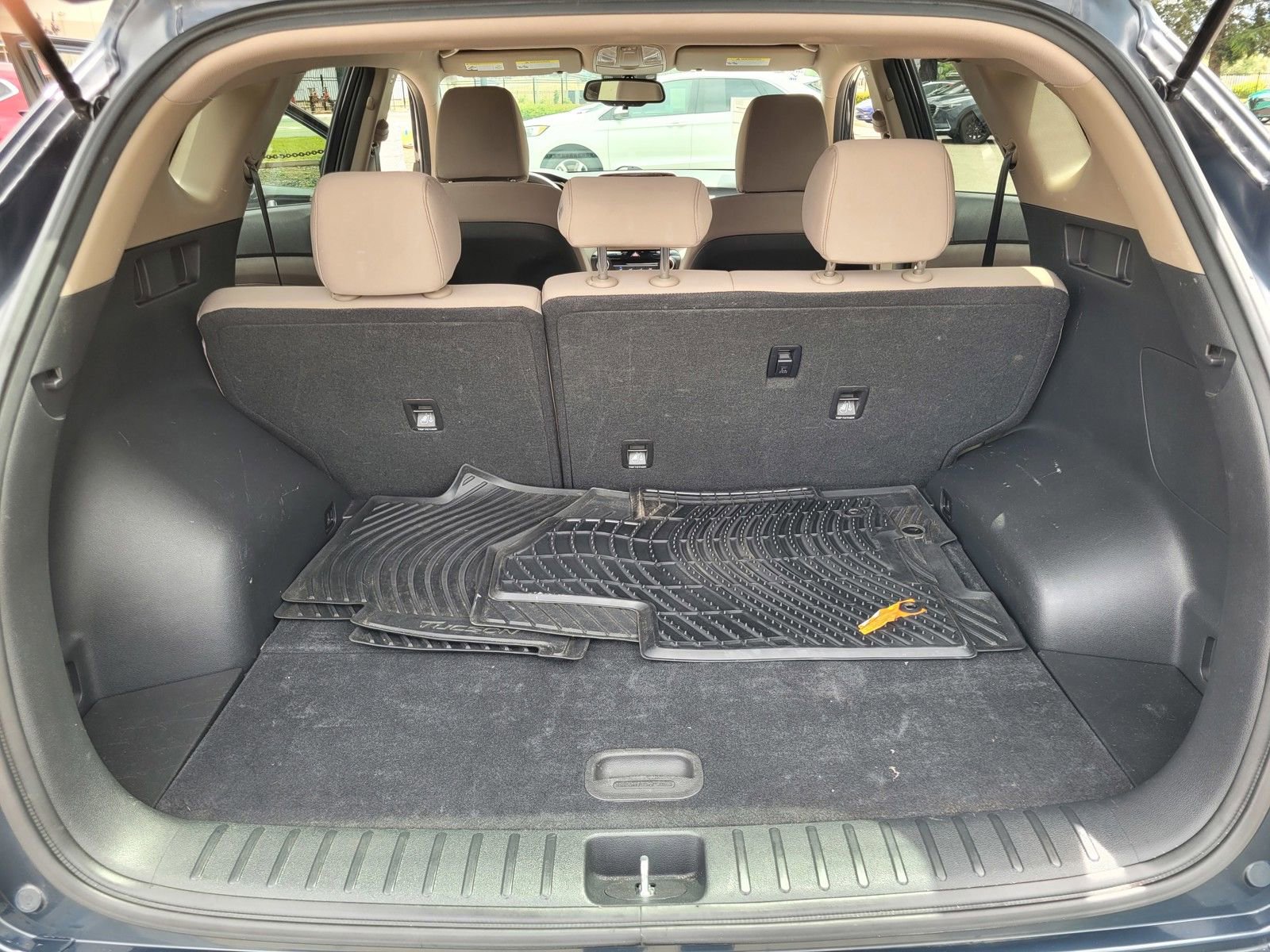 Used 2021 Hyundai Tucson Value FWD image 29