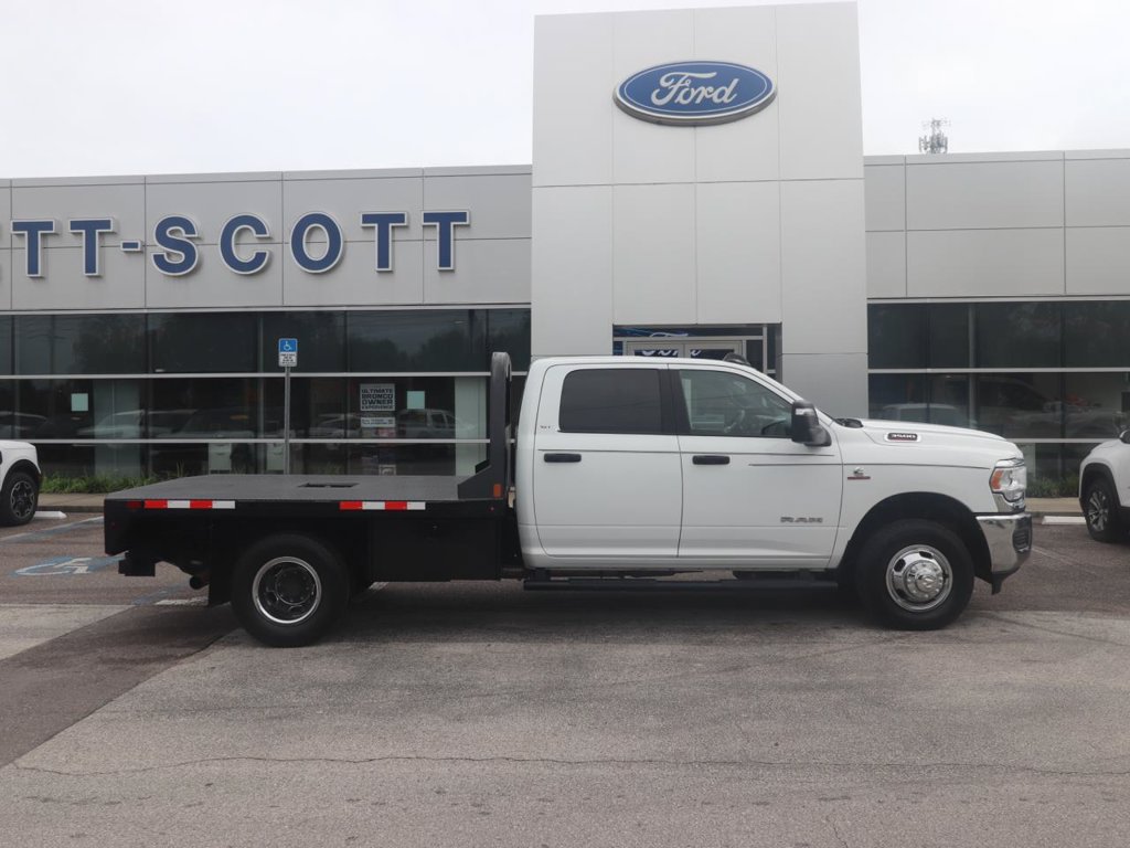 Used 2024 RAM 3500 SLT w/ Quick Order Package 2YG SLT AWD/4WD image 16