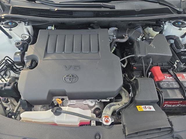 Used 2018 Toyota Avalon XLE Plus image 23