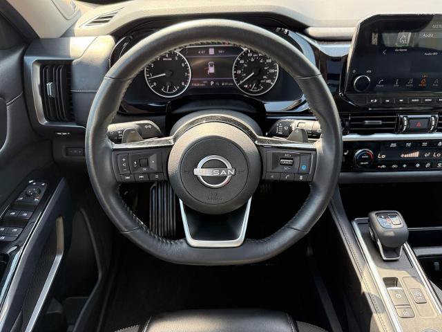 Used 2023 Nissan Pathfinder SL w/ SL Premium Package AWD/4WD image 14