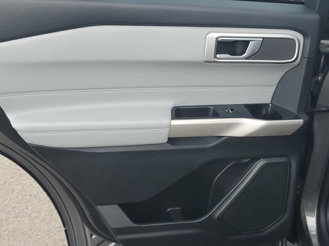 Certified 2023 Ford Explorer XLT w/ Equipment Group 202A image 26