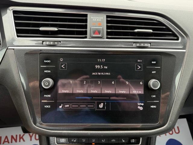 Used 2018 Volkswagen Tiguan SEL Premium FWD image 23