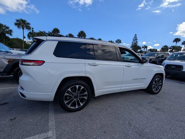 Used 2022 Jeep Grand Cherokee L Overland w/ Luxury Tech Group IV image 4