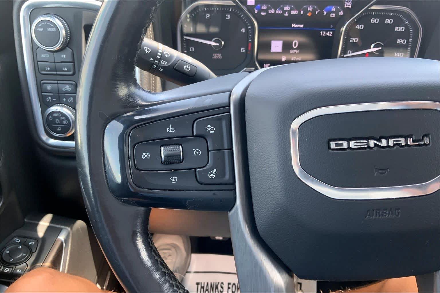 Used 2021 GMC Sierra 2500 Denali w/ Denali Ultimate Package AWD/4WD image 24