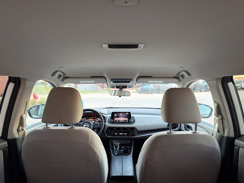 Used 2023 Nissan Rogue SV FWD image 20