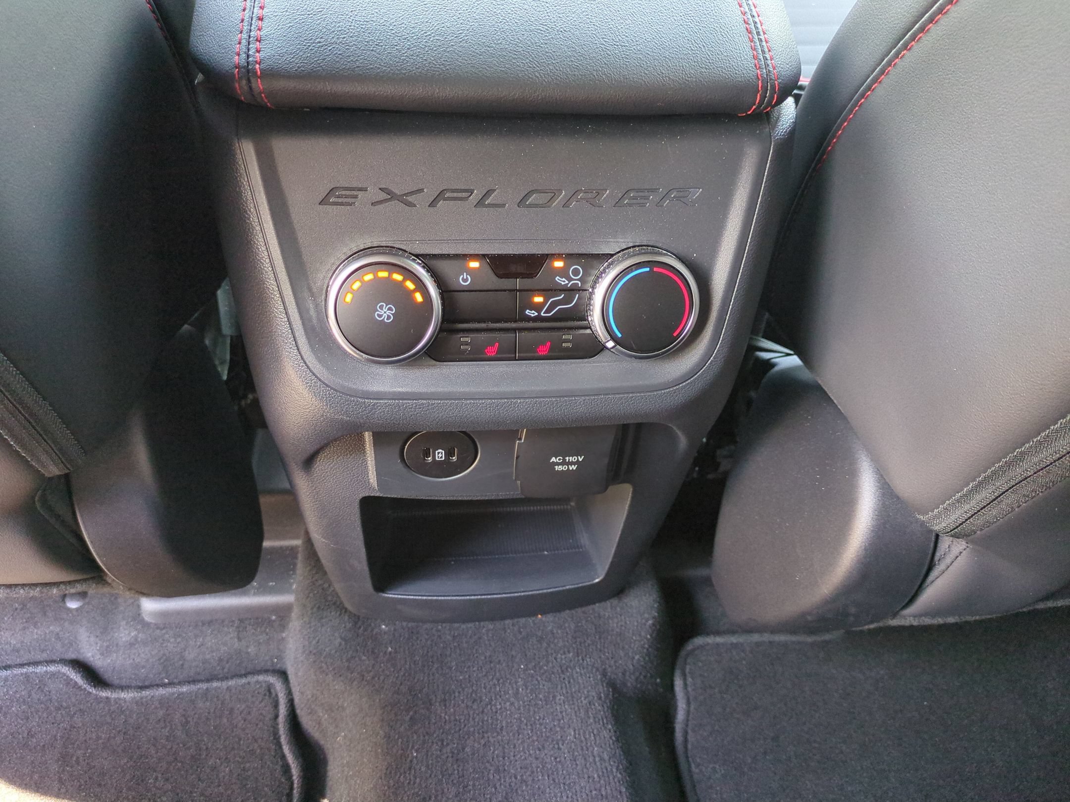 Certified 2026 Ford Explorer ST-Line w/ Premium Package RWD image 30