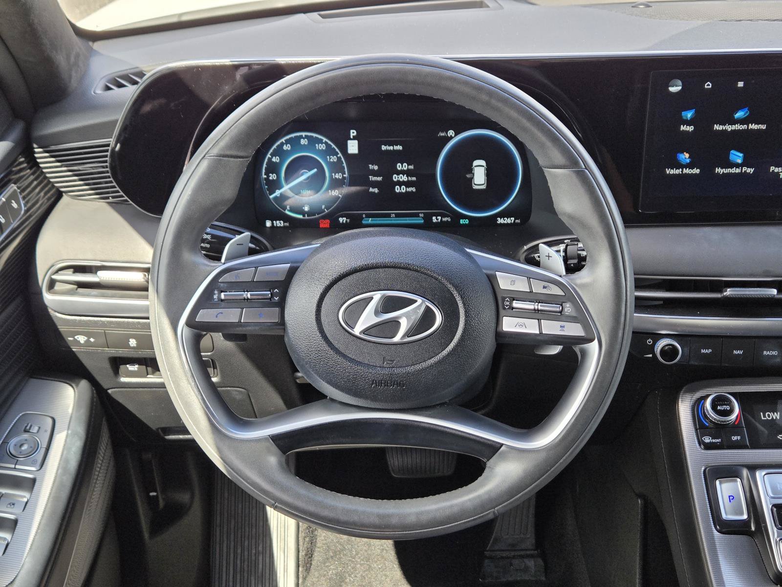 Used 2025 Hyundai Palisade Calligraphy FWD image 24