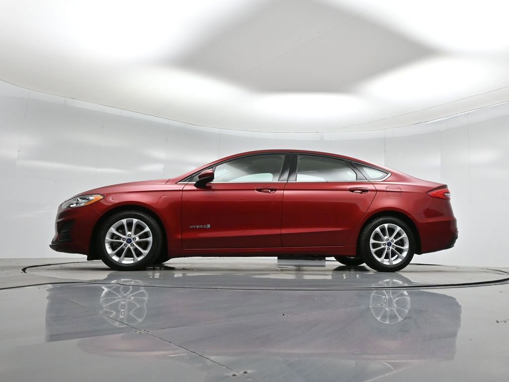 Certified 2019 Ford Fusion SE image 23