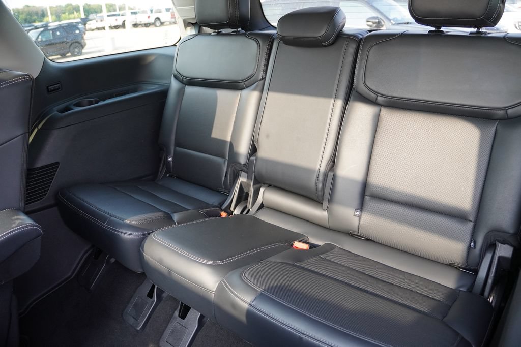 Certified 2025 Ford Expedition Platinum AWD/4WD image 19