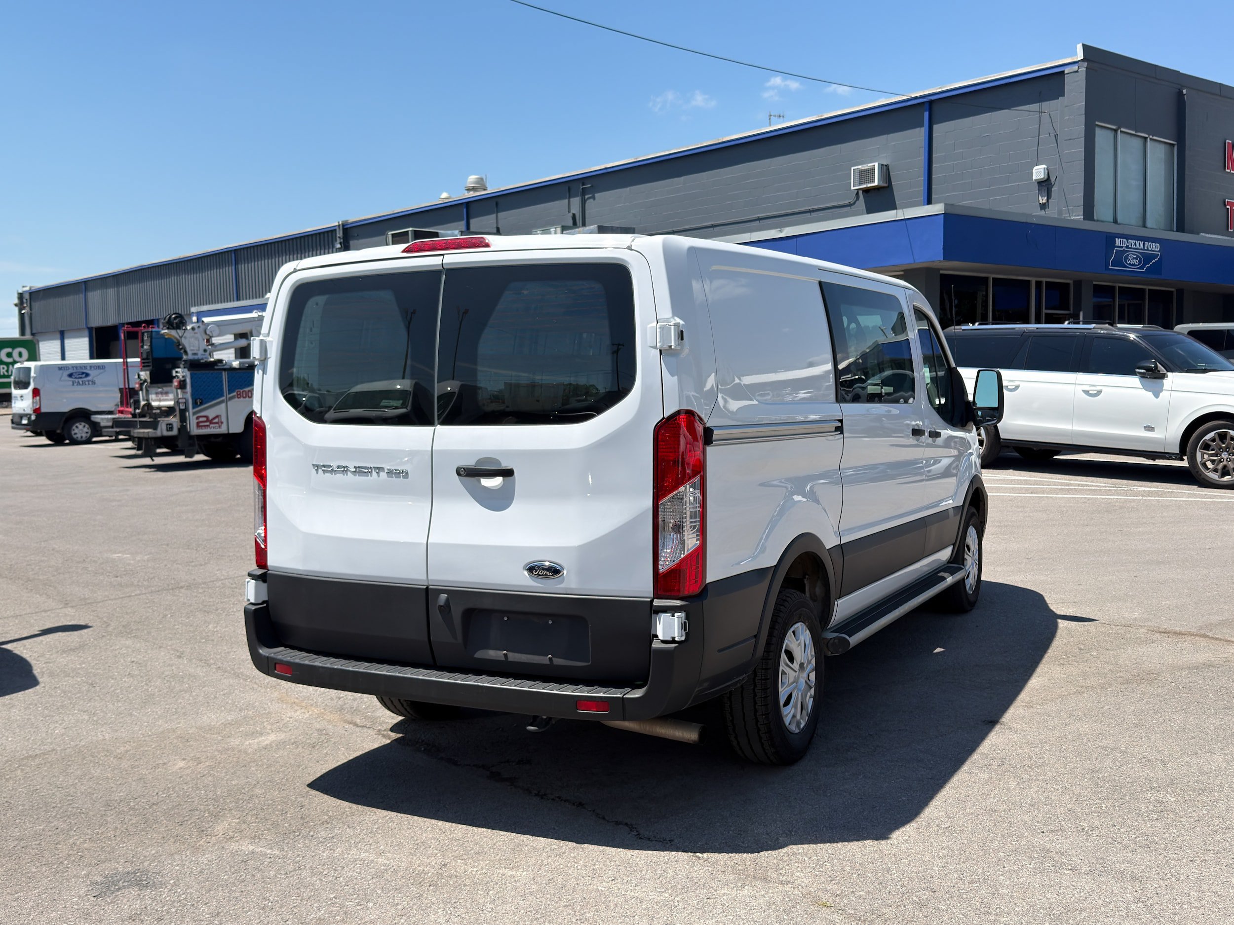 Certified 2025 Ford Transit 250 Low Roof w/ Exterior Upgrade Package RWD image 5