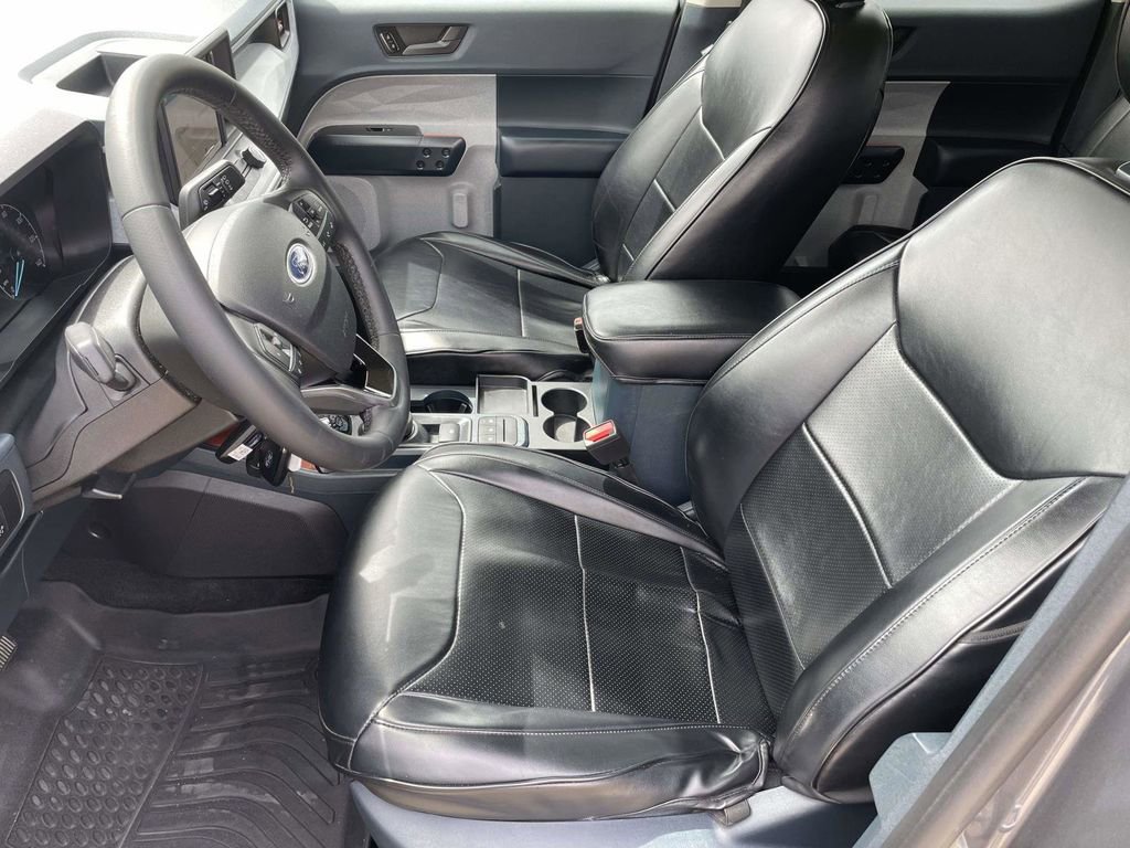 Certified 2024 Ford Maverick XLT w/ XLT Luxury Package image 13