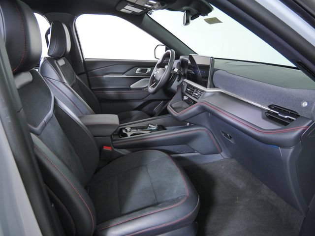 Certified 2026 Ford Explorer ST AWD/4WD image 12