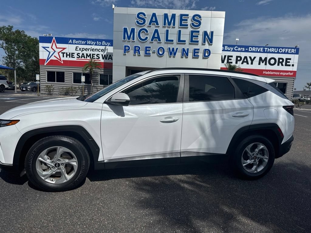 Used 2022 Hyundai Tucson SEL FWD image 2