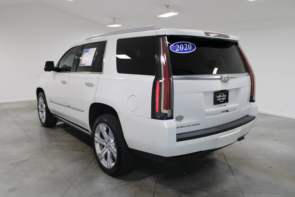 Used 2020 Cadillac Escalade Premium Luxury AWD/4WD image 8