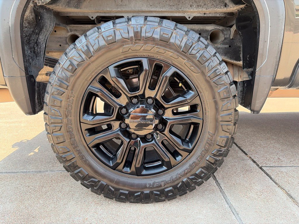 Used 2022 GMC Sierra 2500 Denali AWD/4WD image 9