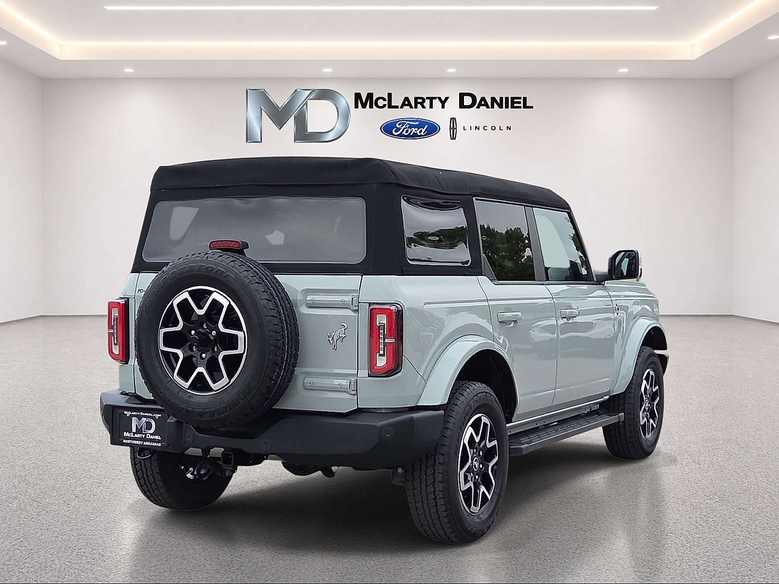 Certified 2024 Ford Bronco Outer Banks AWD/4WD image 5